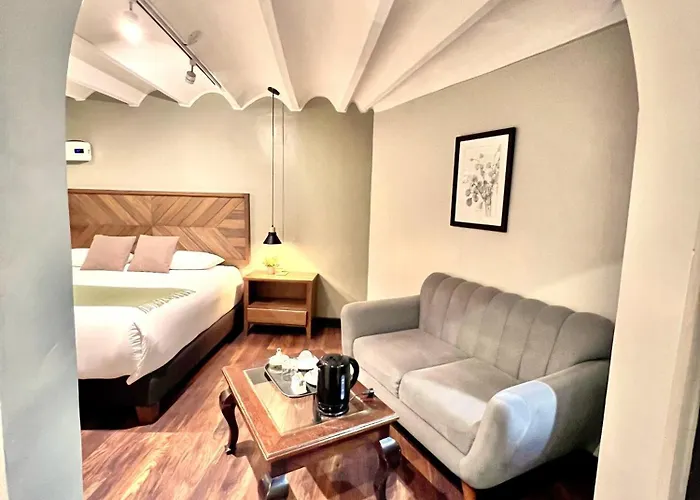 Casa Montes Pardo Hotel *